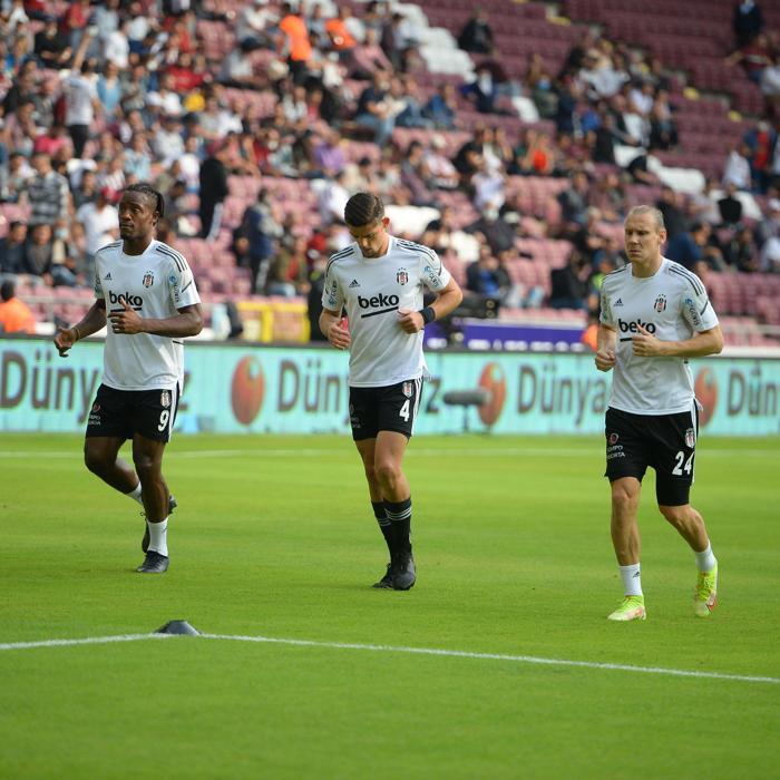 Son dakika Beşiktaş haberi Sergen Yalçının Trabzonspor maçı 11i...