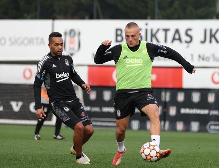 Son dakika Beşiktaş haberi Sergen Yalçının Trabzonspor maçı 11i...