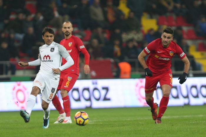 Fanatik yazarlarının Kayserispor - Başakşehir maçı yorumları