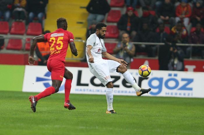 Fanatik yazarlarının Kayserispor - Başakşehir maçı yorumları