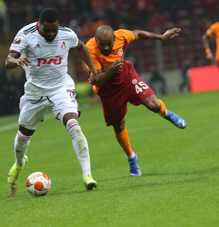 Fanatik yazarları Galatasarayın Lokomotiv Moskova beraberliğini yazdı