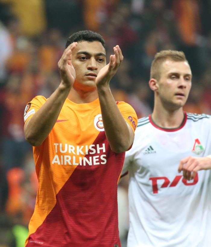 Fanatik yazarları Galatasarayın Lokomotiv Moskova beraberliğini yazdı