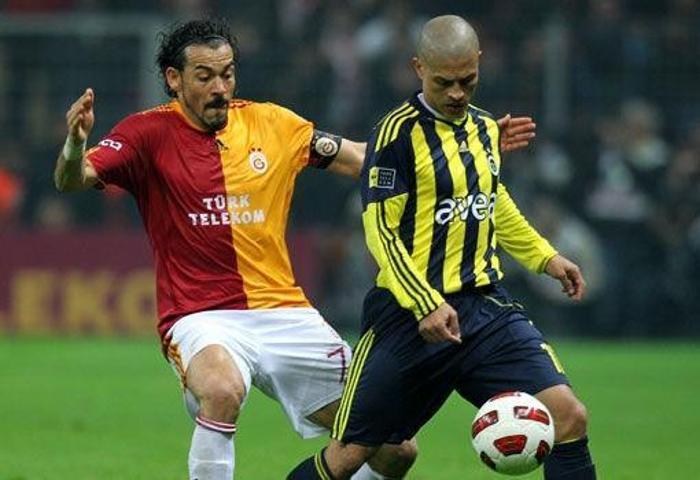 İNTERNETTE DERBİ GEYİKLERİ