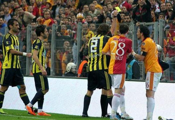 İNTERNETTE DERBİ GEYİKLERİ