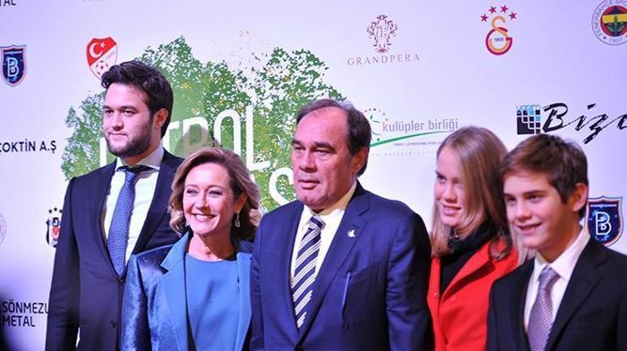 Revna Demirören: Engelli çocukların daha iyi eğitim alması ve yaşam sürmeleri için el ele verdik