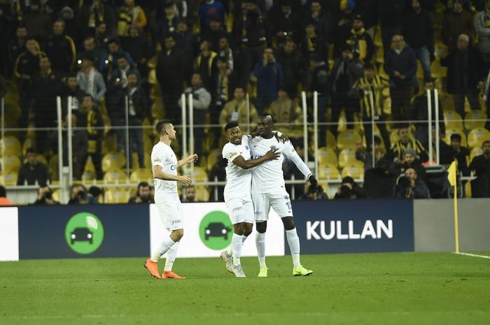 Fanatik yazarlarının Fenerbahçe - Kasımpaşa maçı yorumları