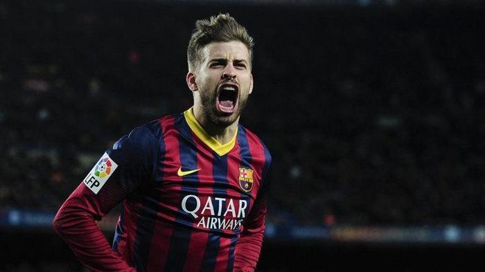 DEFANS - GERARD PIQUE