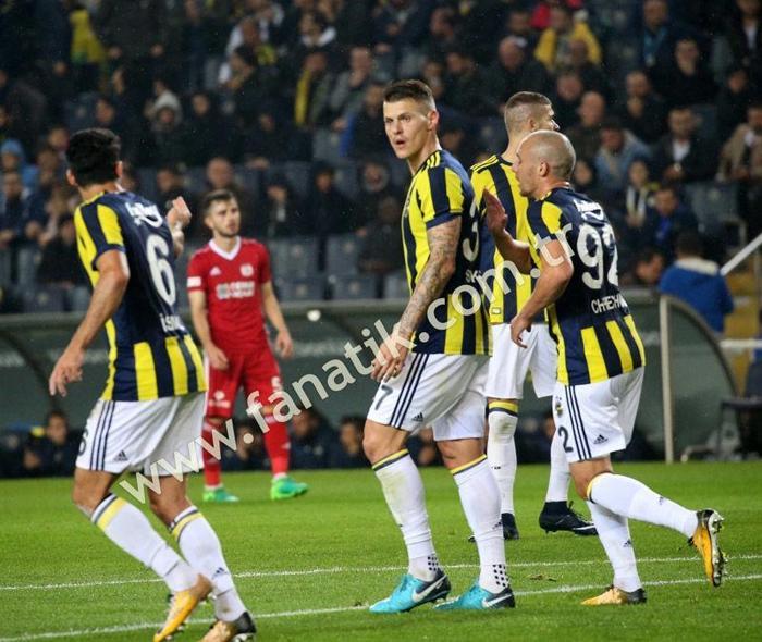 Skrtel ve İsmail Köybaşı arasında gerilim