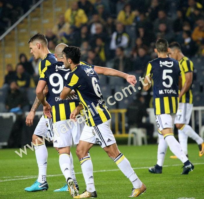 Skrtel ve İsmail Köybaşı arasında gerilim