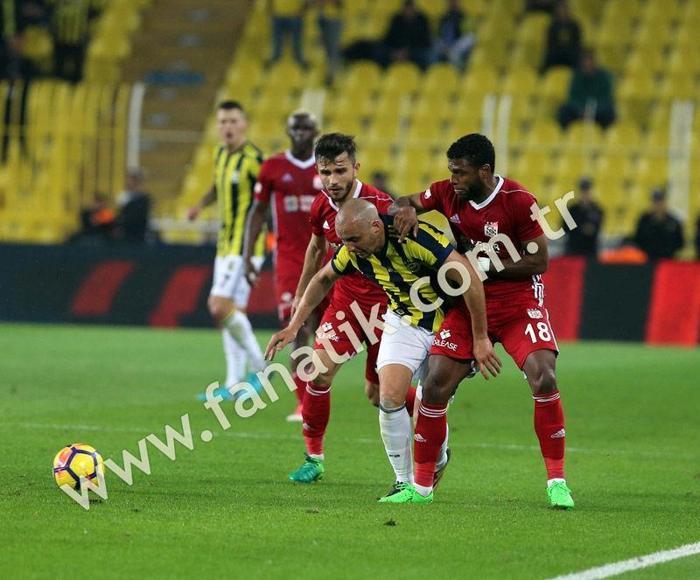 Skrtel ve İsmail Köybaşı arasında gerilim