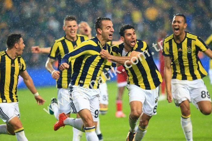 Skrtel ve İsmail Köybaşı arasında gerilim