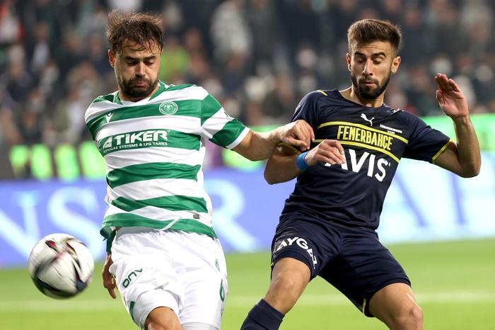 Fenerbahçede yeni transferler tutmadı