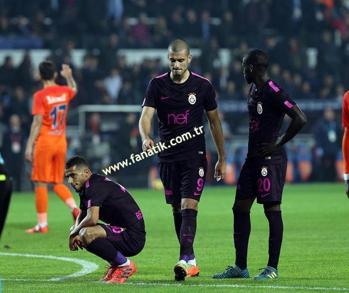 Fanatik yazarlarının Başakşehir - Galatasaray maçı yorumları