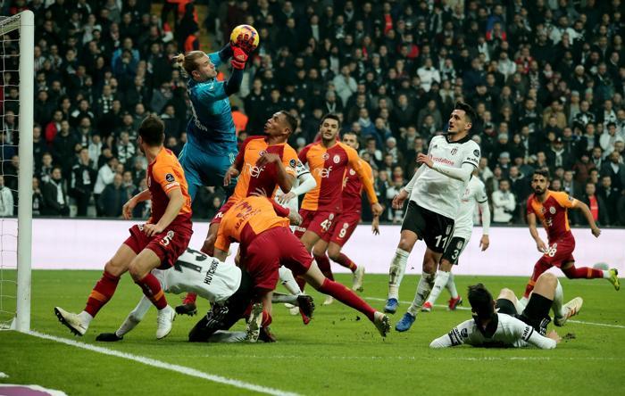Fanatik yazarlarının Beşiktaş - Galatasaray maçı yorumları