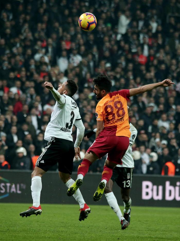 Gecenin sorusu (Erman Özgür)