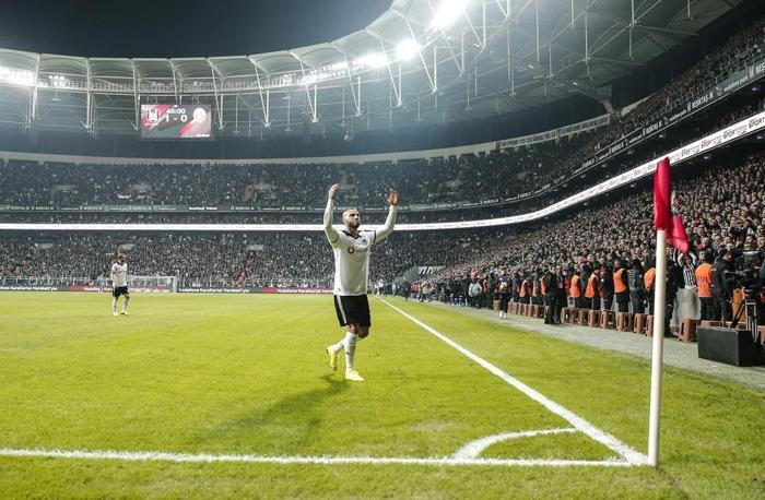 Gecenin sorusu (Hakan Can)