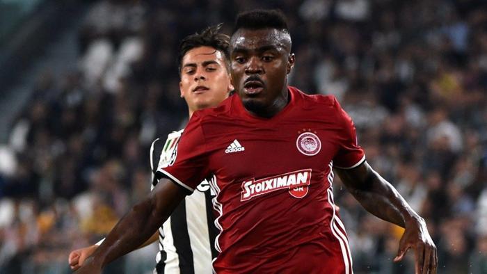 Emmanuel Emenike dönüyor