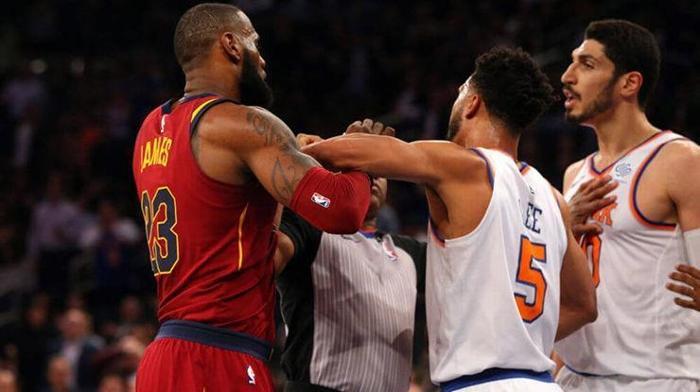 FETÖcü Enes Kanter ile LeBron Jamesin tartışması büyüyor
