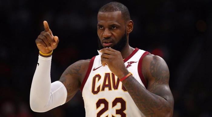 FETÖcü Enes Kanter ile LeBron Jamesin tartışması büyüyor