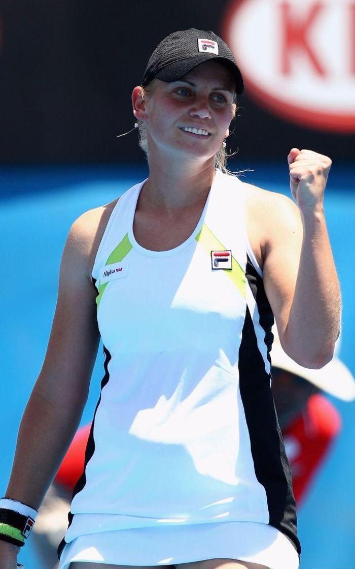Jelena Dokic babasından şiddet görmüş