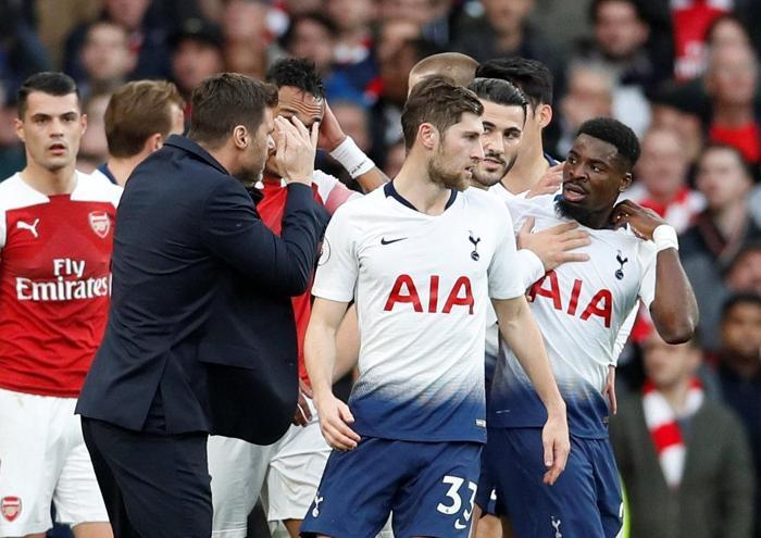 Arsenal-Tottenham maçına çıkan olaylar damga vurdu