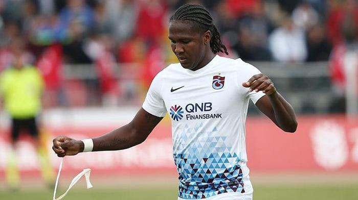 HUGO RODELLEGA