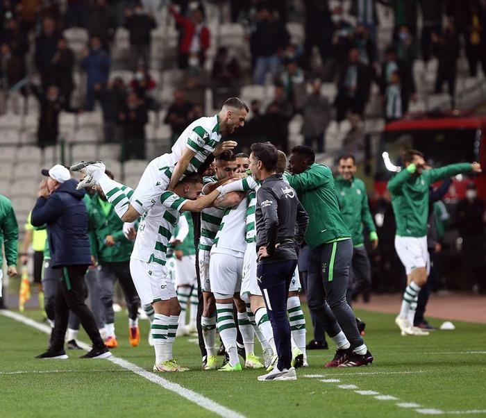 Pereira ile olmaz Fanatik yazarları Konyaspor - Fenerbahçe maçını değerlendirdi...