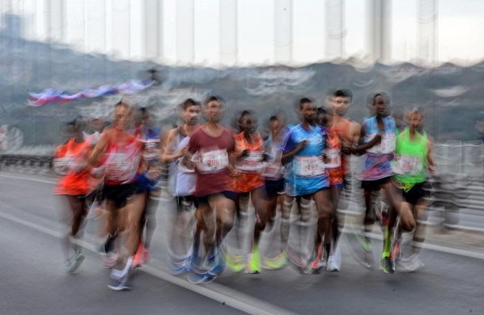İstanbul Maratonuna damga vuran kareler...