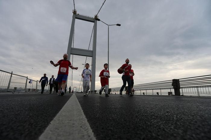 İstanbul Maratonuna damga vuran kareler...