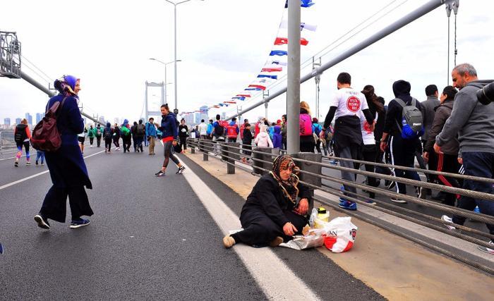 İstanbul Maratonuna damga vuran kareler...