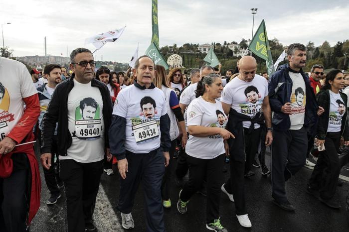 İstanbul Maratonuna damga vuran kareler...