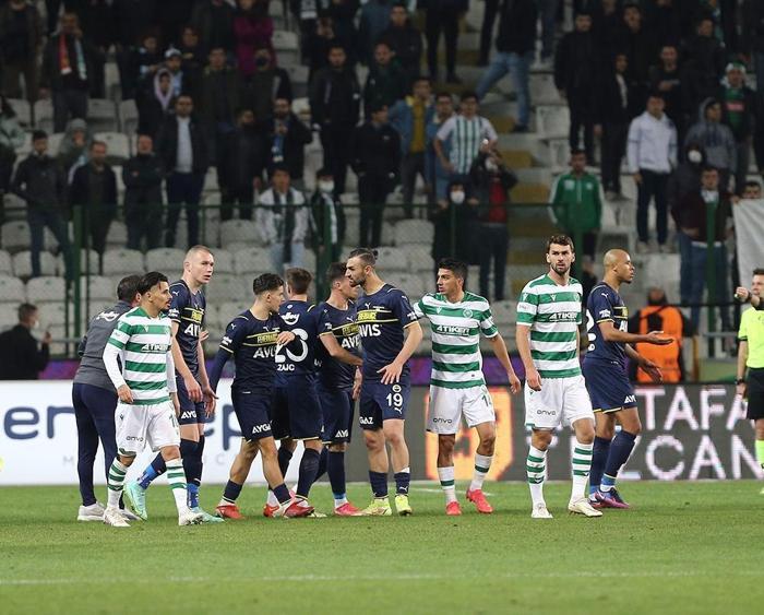 Pereira ile olmaz Fanatik yazarları Konyaspor - Fenerbahçe maçını değerlendirdi...