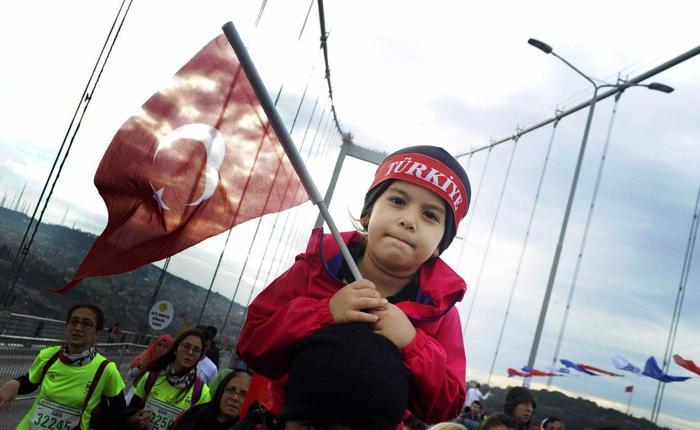 İstanbul Maratonuna damga vuran kareler...