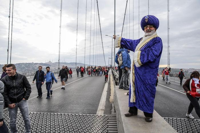 İstanbul Maratonuna damga vuran kareler...