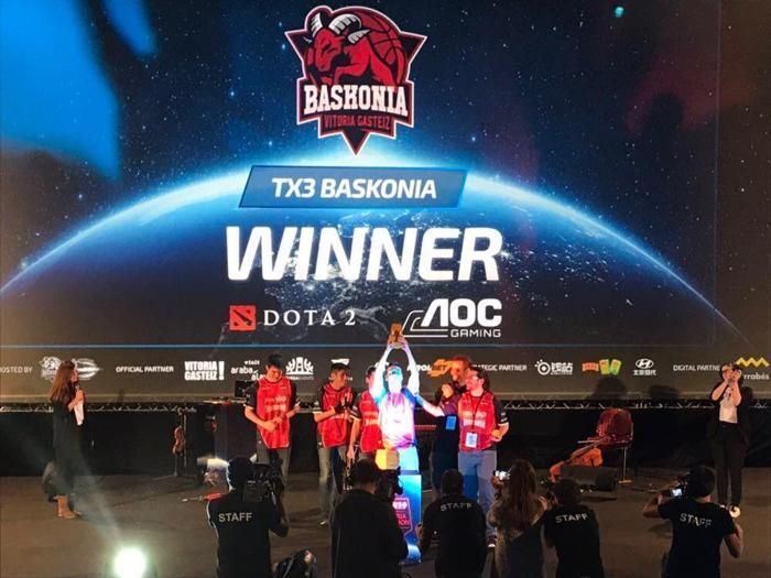 Baskonia sponsorluğunda Buesa Arenada Espor turnuvası