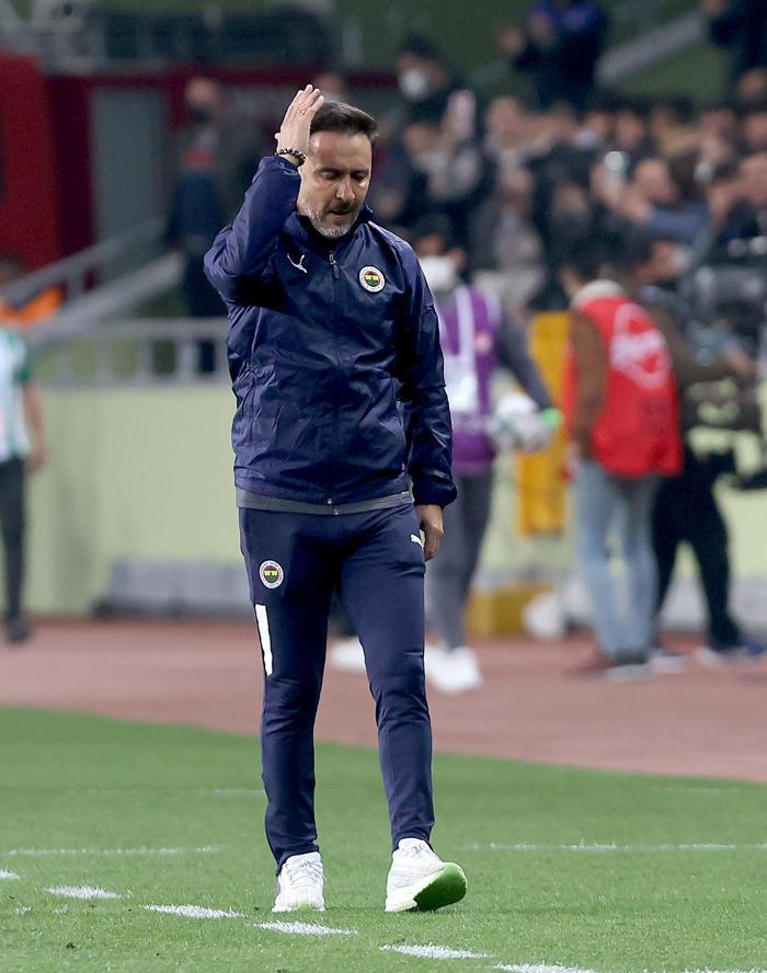 Fenerbahçeden Konyada şok başlangıç Vitor Pereira, çılgına döndü