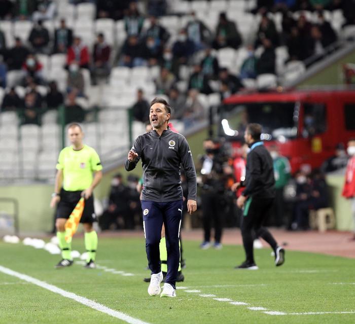 Fenerbahçeden Konyada şok başlangıç Vitor Pereira, çılgına döndü