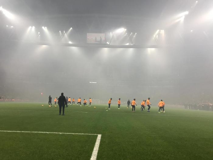 Galatasaray idmanını 40 bin kişi Türk Telekom Stadında takip etti
