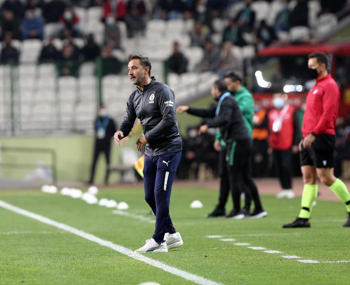 Fenerbahçeden Konyada şok başlangıç Vitor Pereira, çılgına döndü