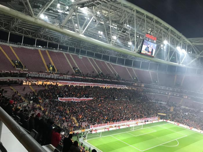 Galatasaray idmanını 40 bin kişi Türk Telekom Stadında takip etti