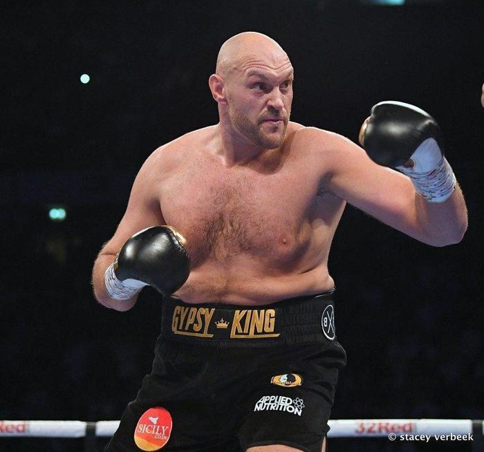 Tyson Fury, iki kez ölümden döndü