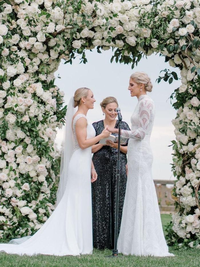 Elena Delle Donne evlendi