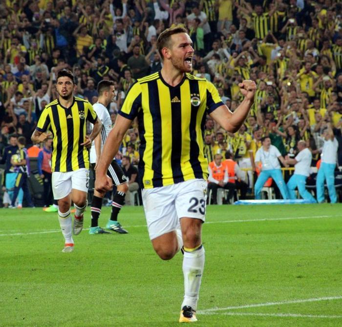 1) Roberto Soldado / Fenerbahçe
