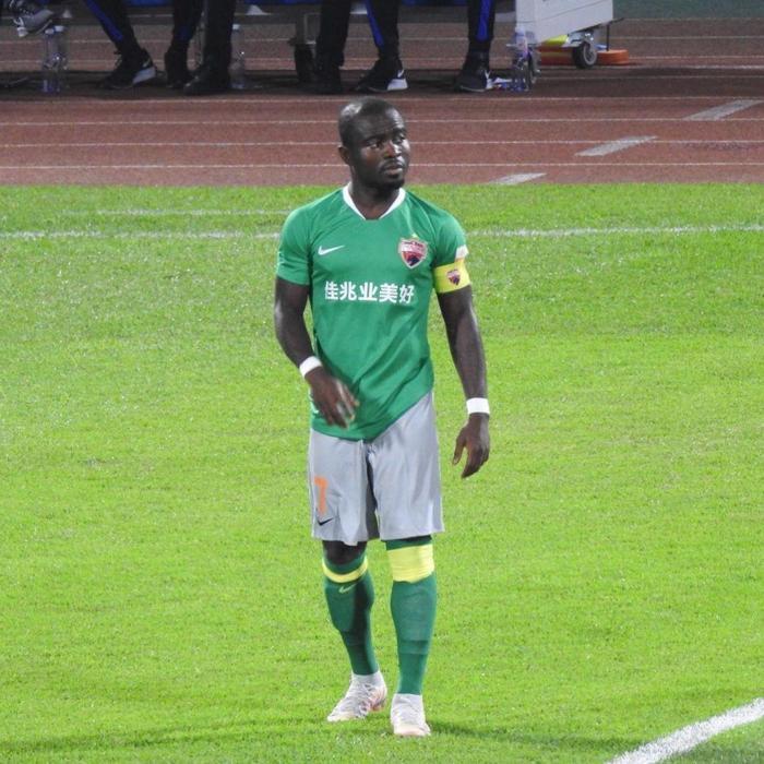 Çin Ligi iflas ediyor Yıldız futbolcular boşa çıkabilir