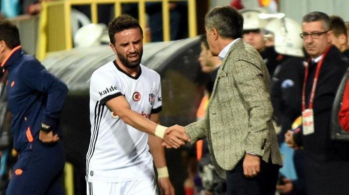 Spor yazarlarının Göztepe - Beşiktaş maçı yorumları...