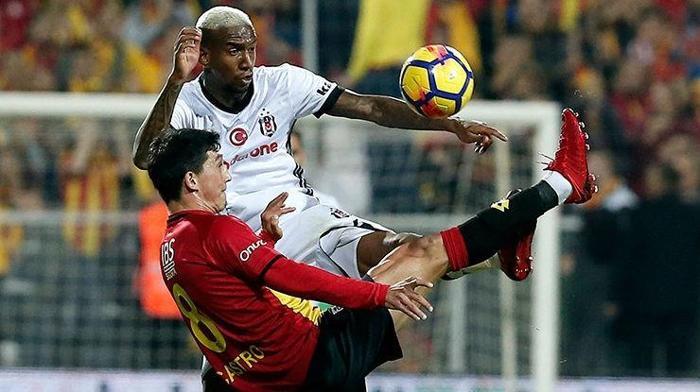 QUARESMANIN AÇIĞINI KAPATTI