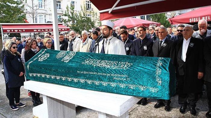 Erdoğan Şenay son yolculuğuna uğurlandı
