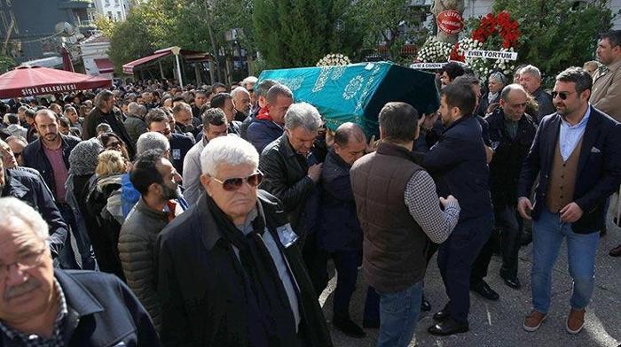 Erdoğan Şenay son yolculuğuna uğurlandı