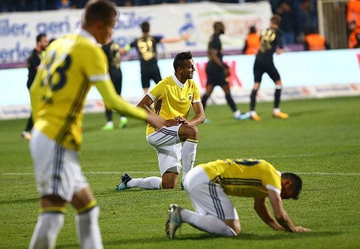 Fenerbahçe yönetiminden flaş karar: İstifa...