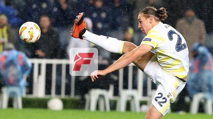 Fenerbahçe-Dinamo Zagreb maçından kareler